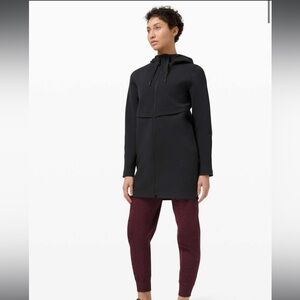Lululemon jacket size S
